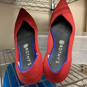 Rothys women’s 10 Red Chili point
